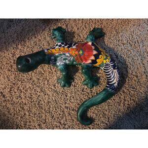 Talavera Pottery Lizard Green